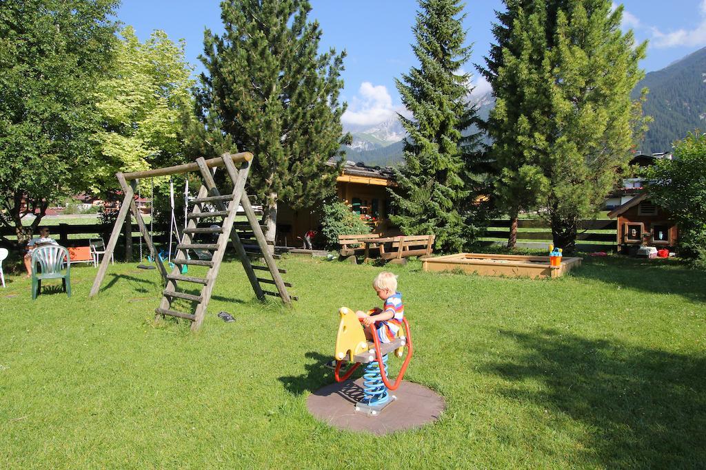 Chalet Cristall Leutasch Exterior photo